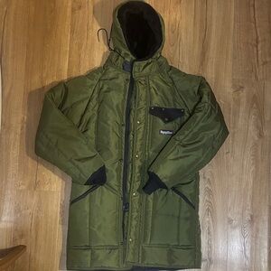 Stylish Olive Green Puffer Jacket